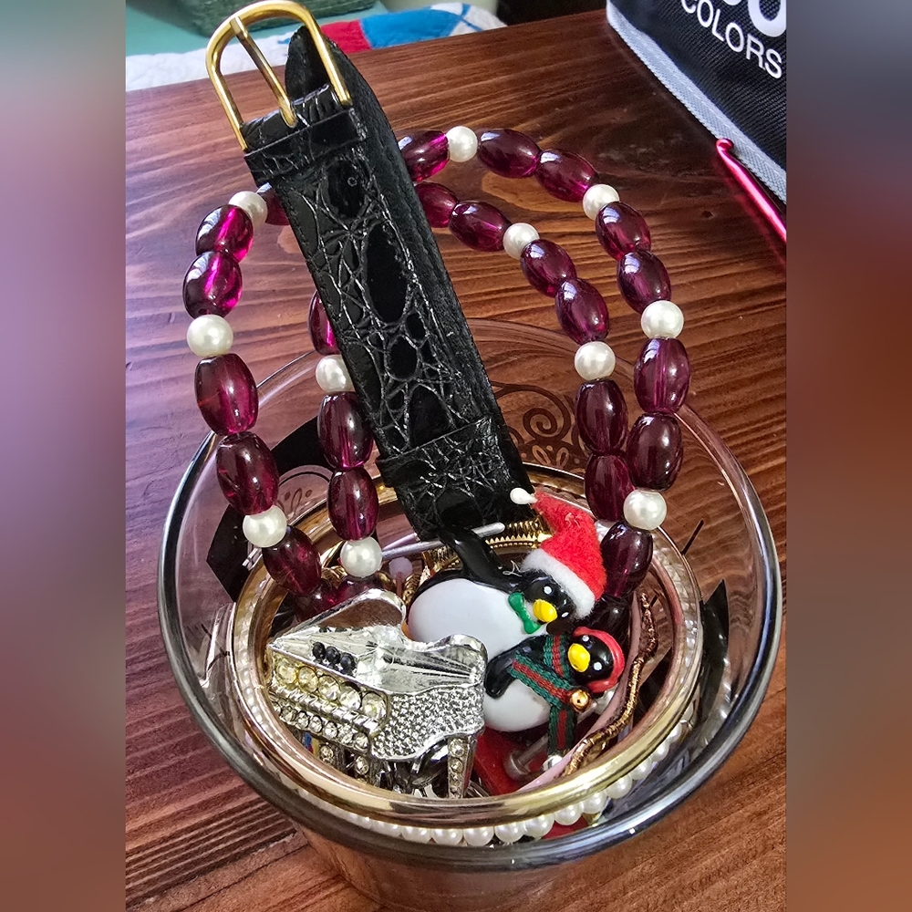 Bar Glass Of Jewelry